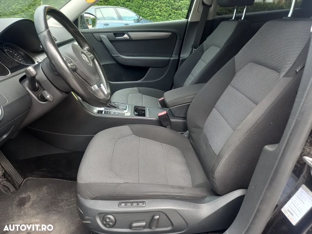 Volkswagen Passat 2.0 TDI DSG BlueMotion Technology Comfortline - 15