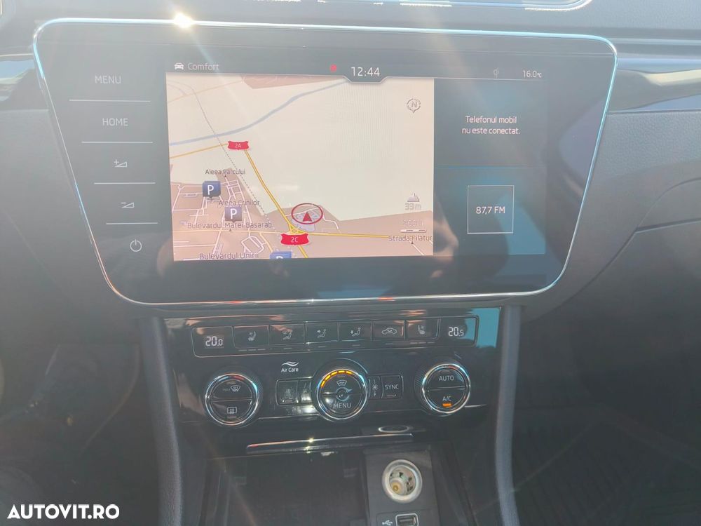 Skoda Superb 2.0 TDI DSG Laurin & Klement - 13