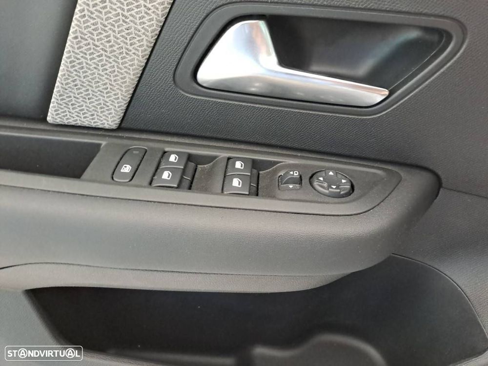 Citroën C4 1.5 BlueHDi Plus EAT8 - 19