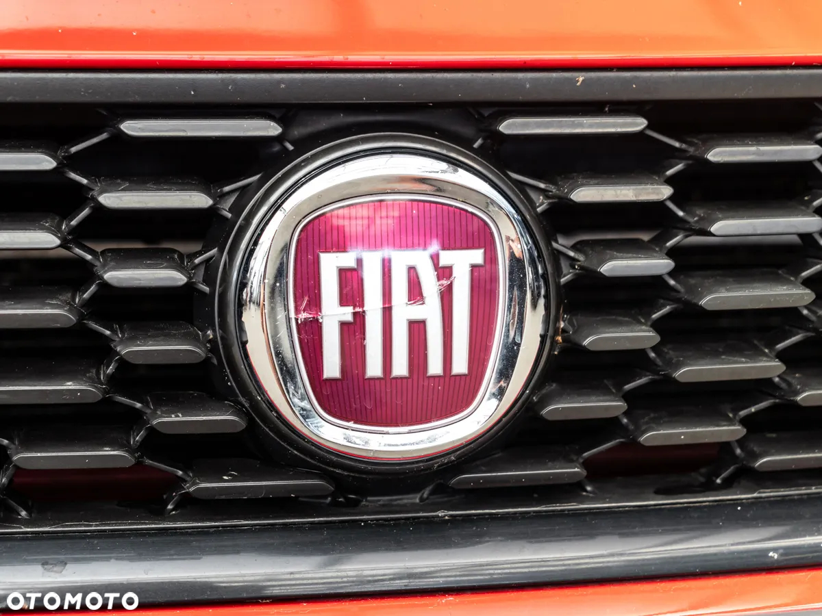 Fiat Tipo - 12