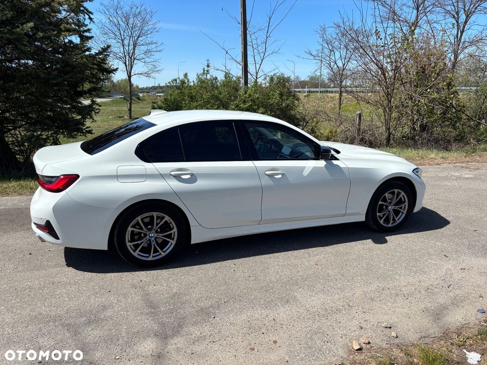 BMW Seria 3 320i GPF Sport Line Shadow - 9