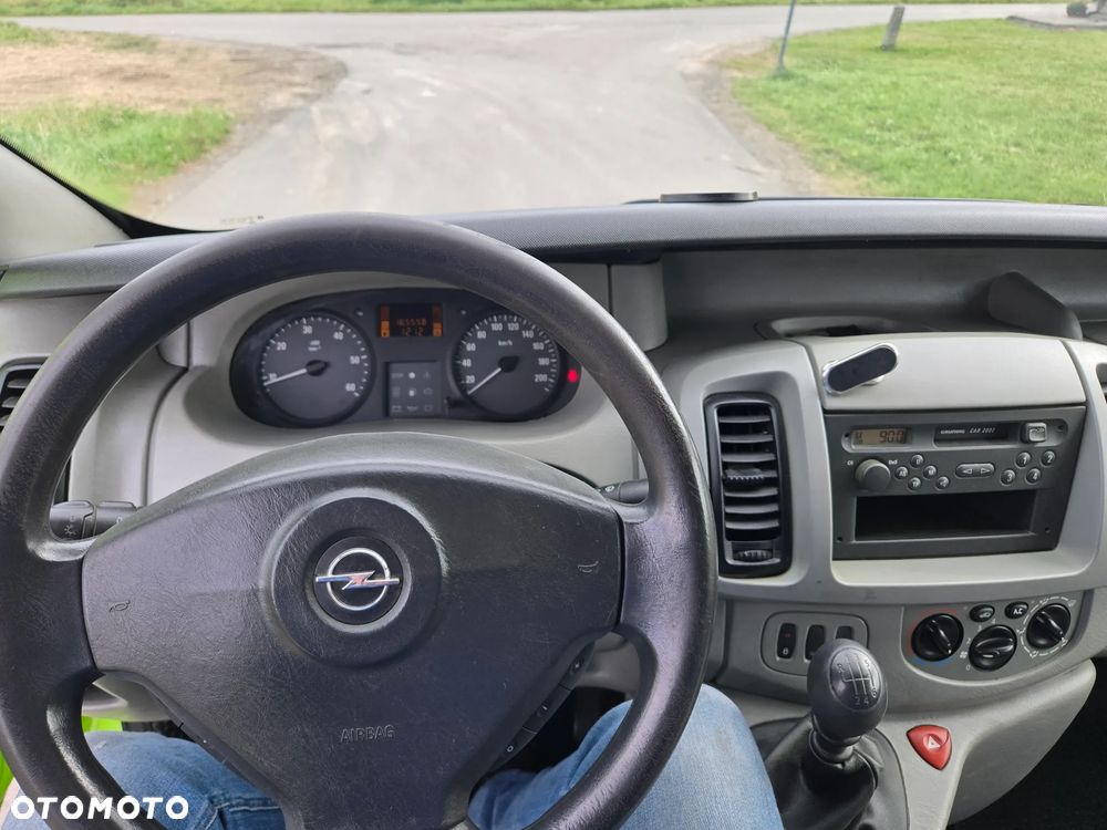 Opel Vivaro - 29