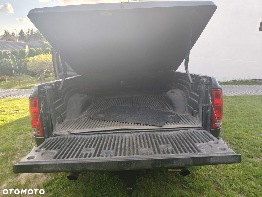 Dodge RAM - 6