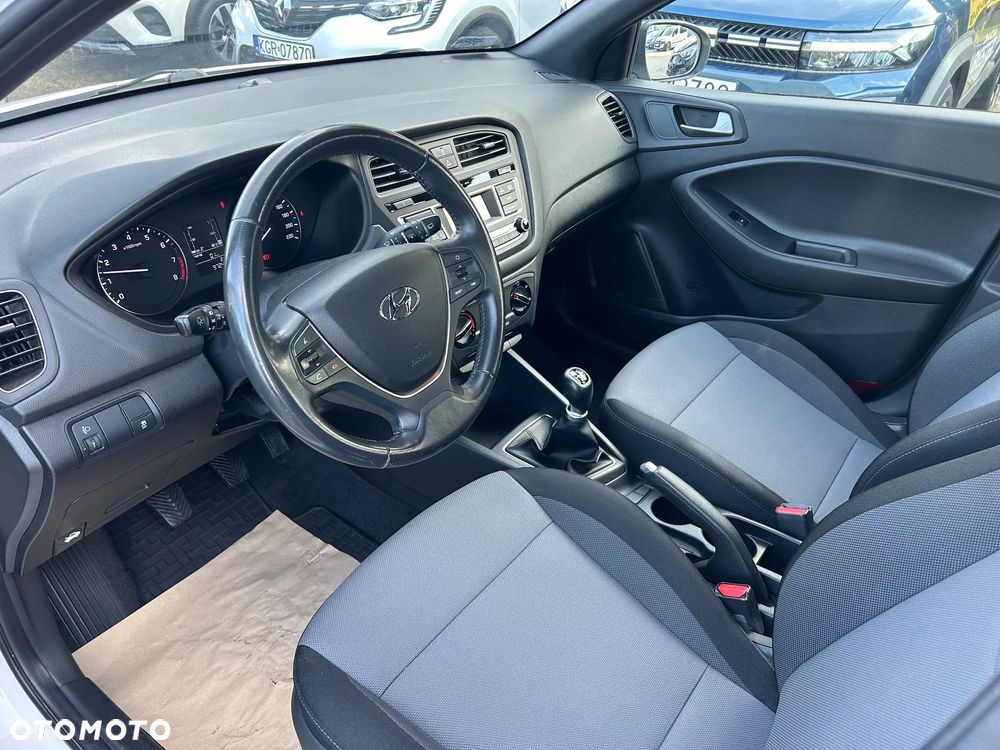 Hyundai i20 1.2 Classic Plus - 9