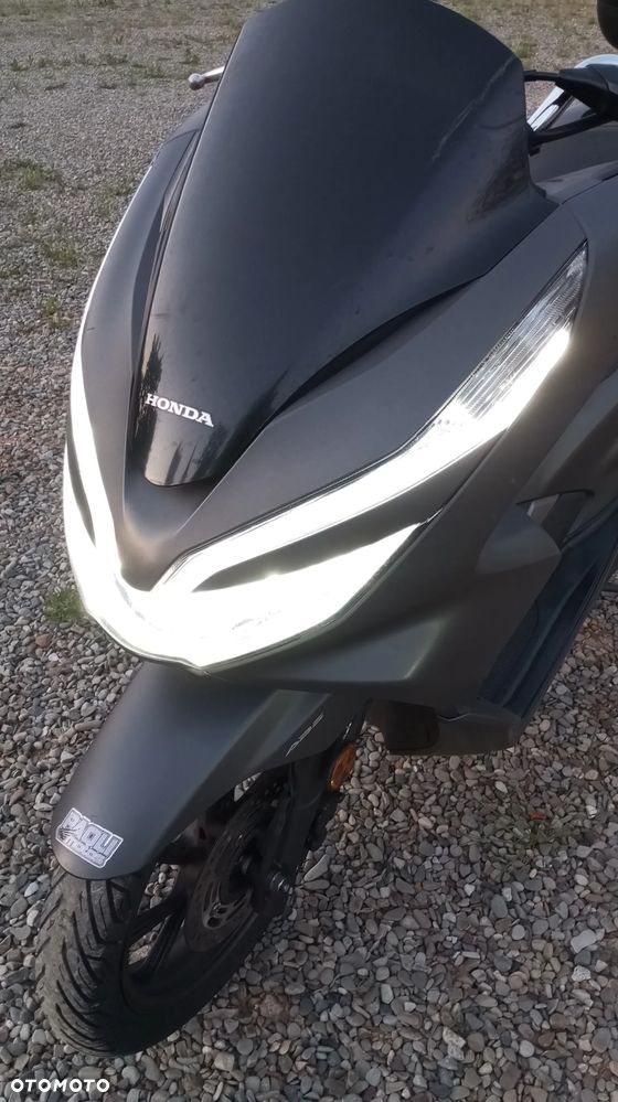 Honda PCX - 1