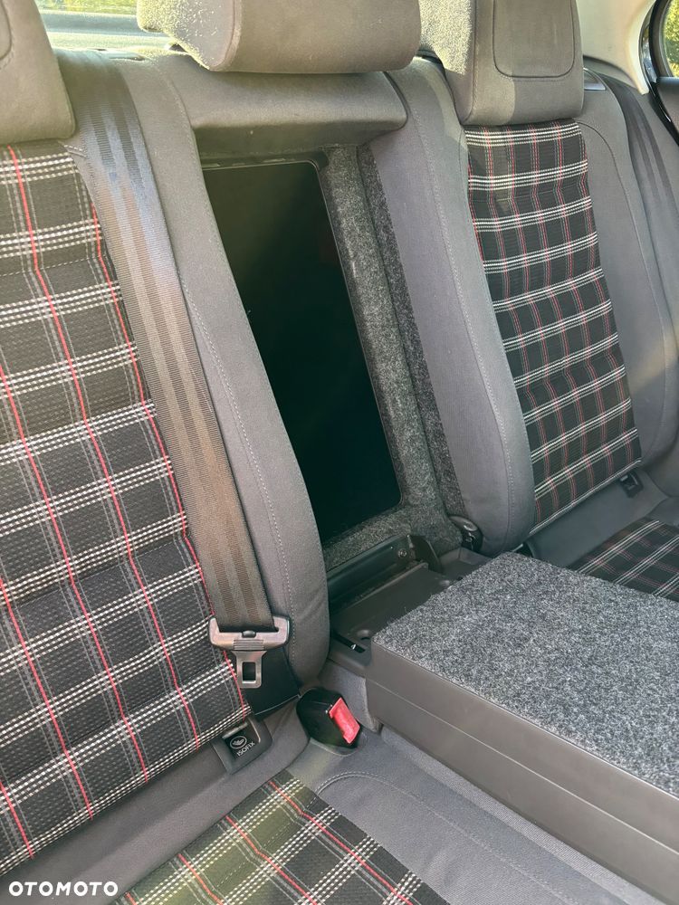 Volkswagen Jetta 1.9 TDI Comfortline - 33