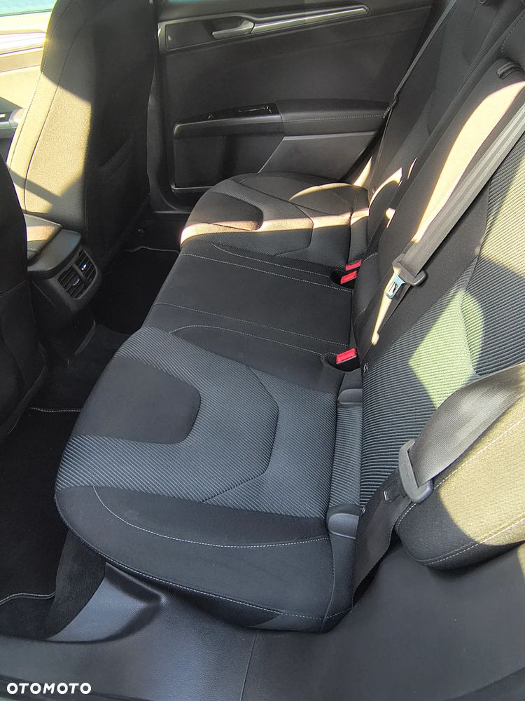 Ford Mondeo SW - 8
