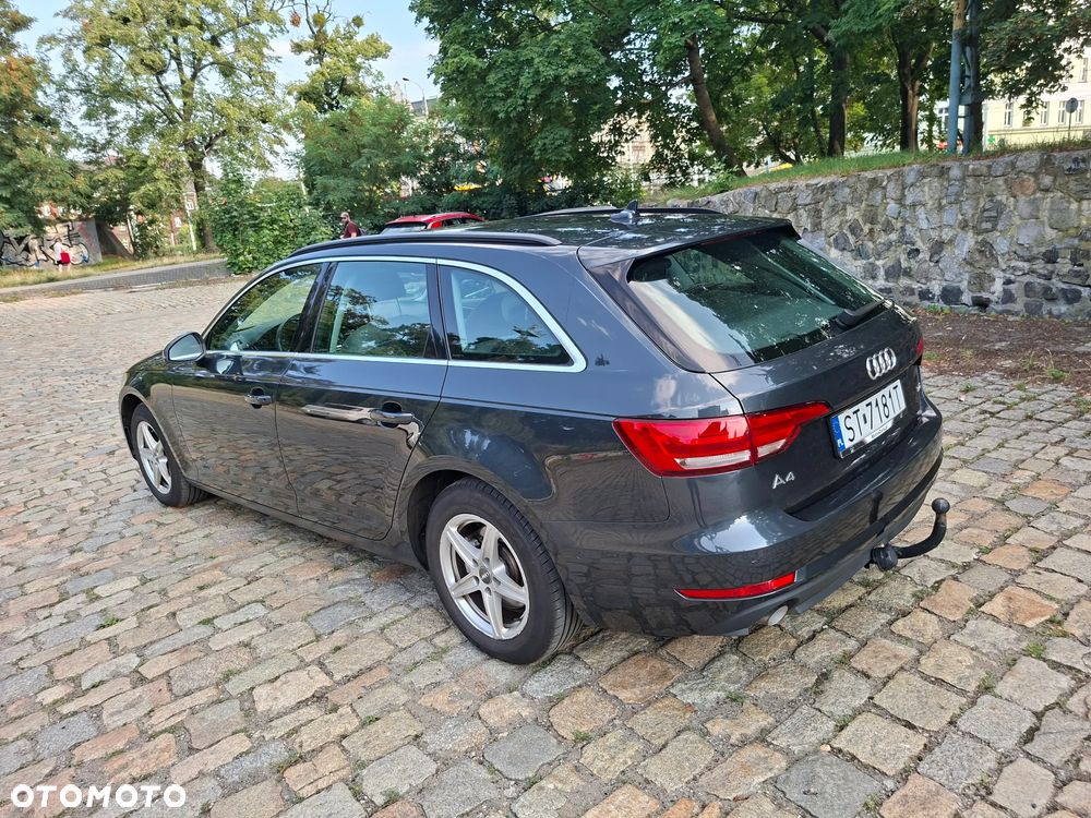 Audi A4 Avant 2.0 TDI S tronic - 16