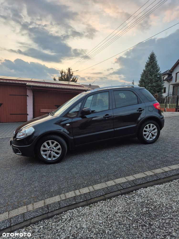 Fiat Sedici 1.6 16V 4x2 Emotion - 3