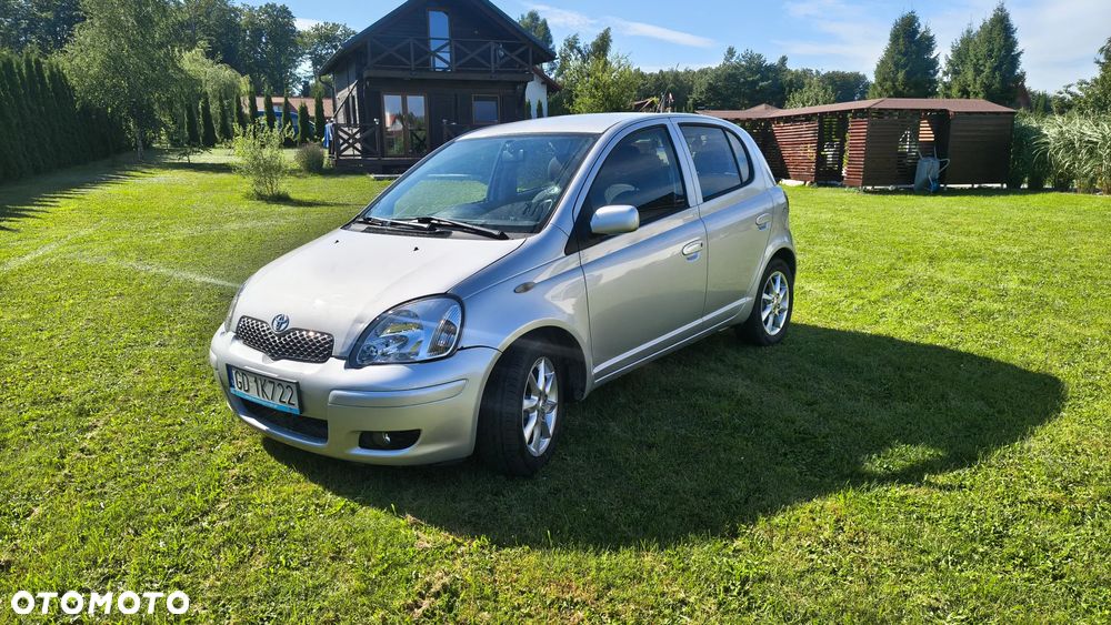 Toyota Yaris 1.3 Sol - 4