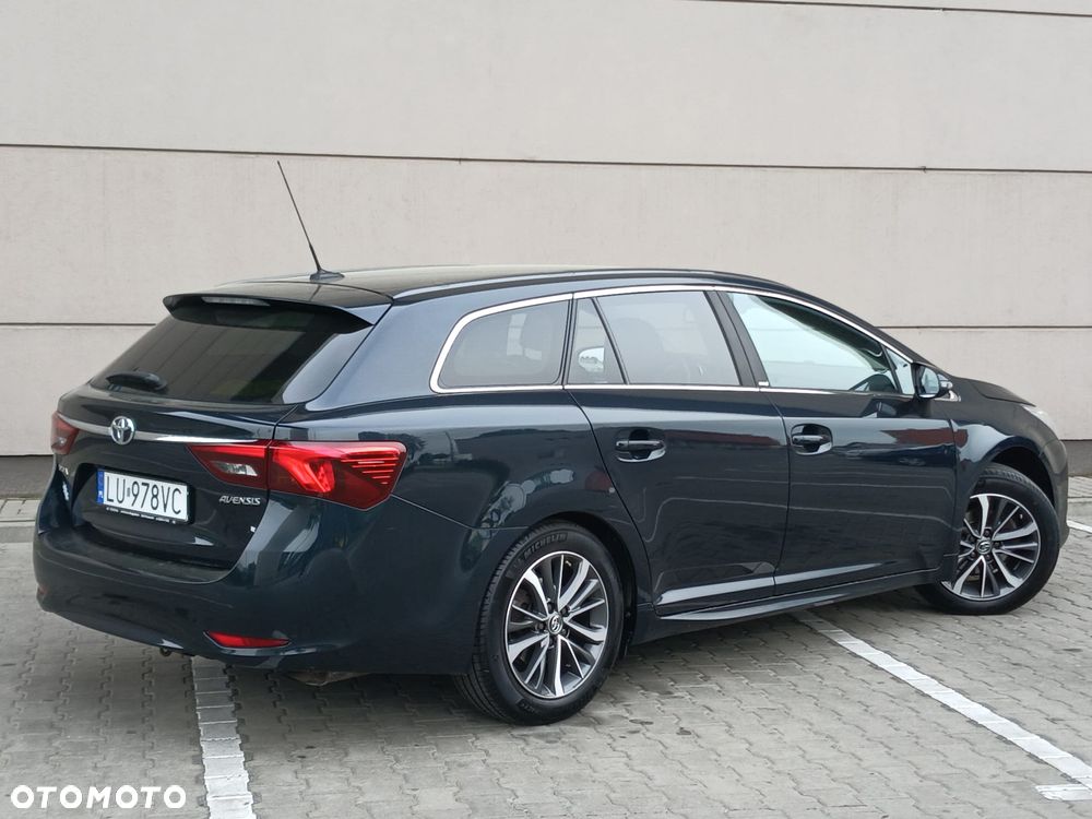Toyota Avensis Touring Sports 1.8 Edition S+ - 12
