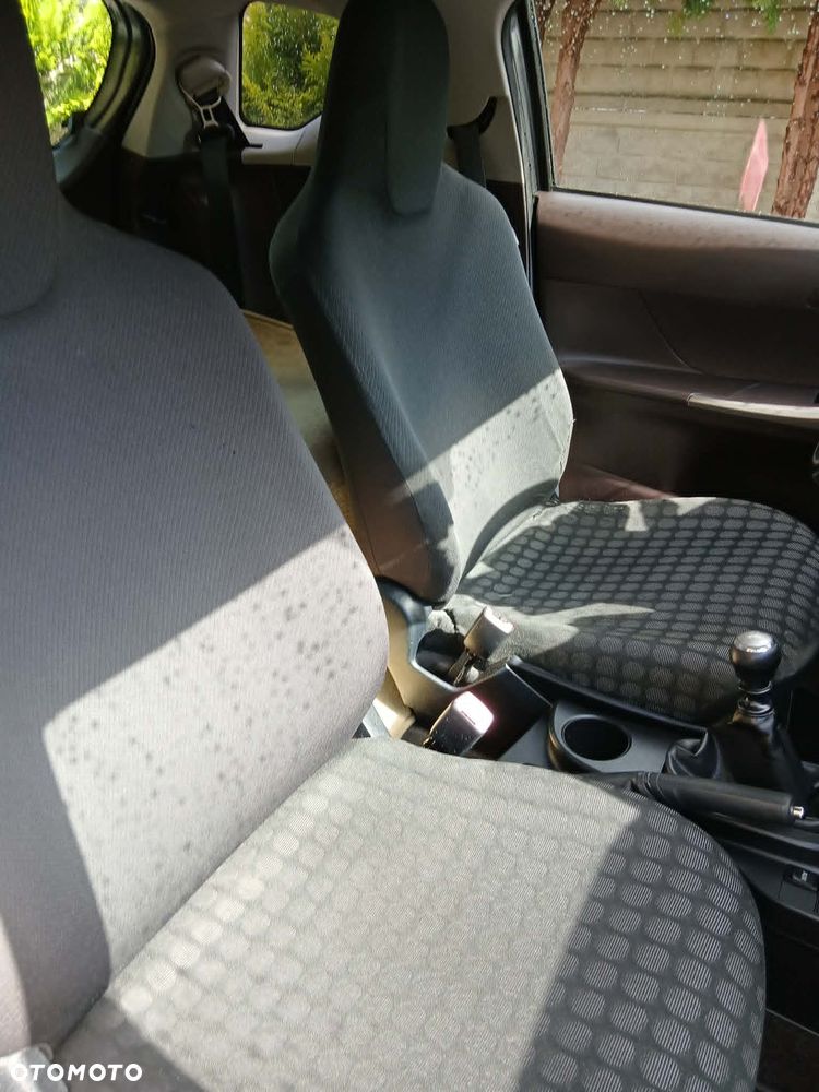 Toyota iQ 1.0 Sol - 5