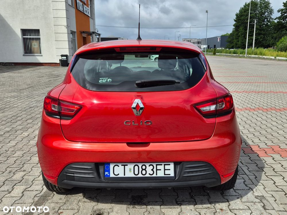 Renault Clio - 6