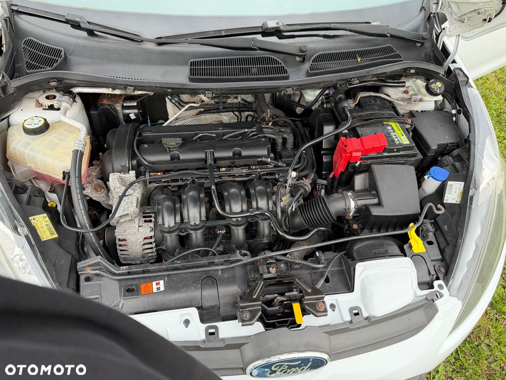 Ford Fiesta 1.25 Trend Edition - 24