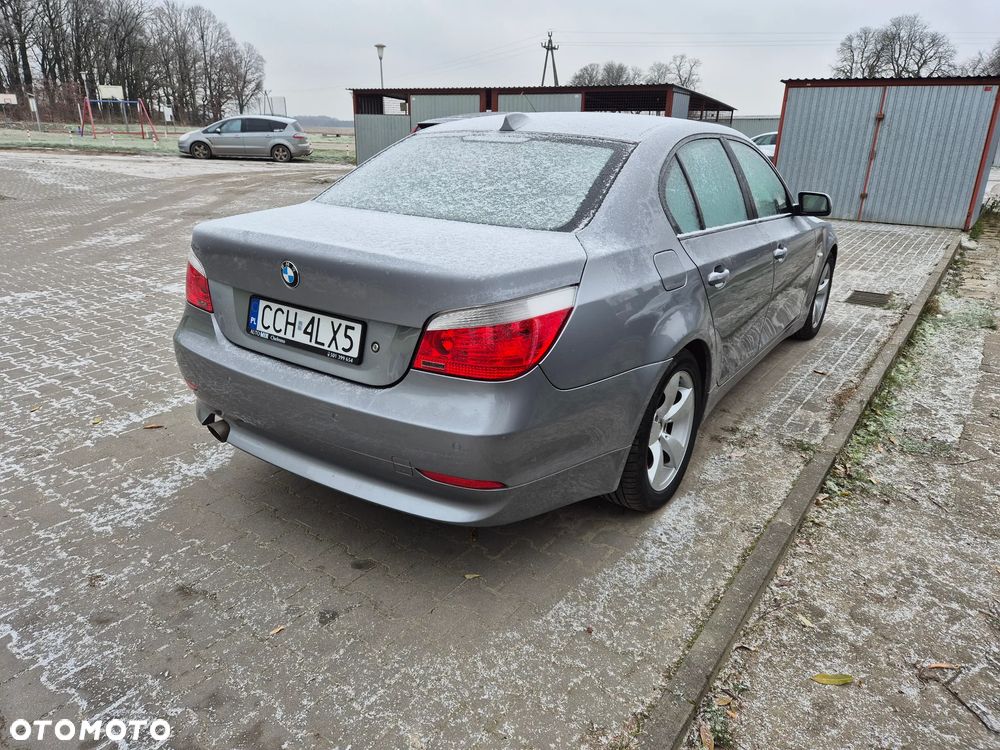 BMW Seria 5 520d - 29