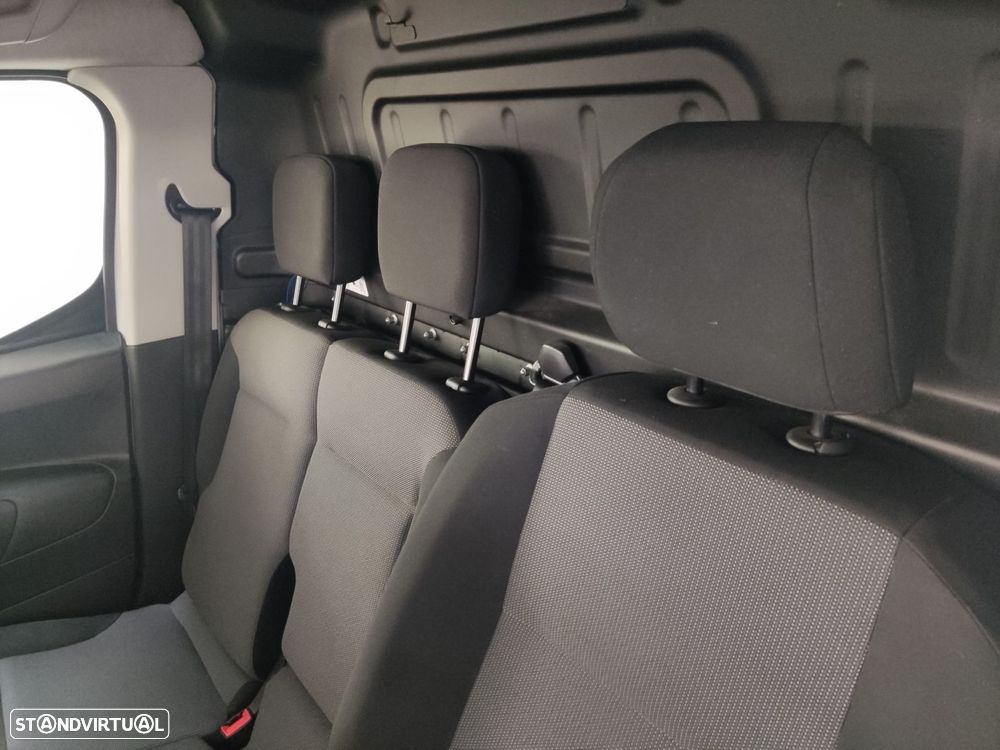 Citroën Berlingo Outro - 22