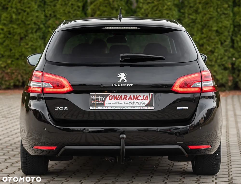 Peugeot 308 PureTech 130 GPF EAT8 Stop & Start Allure Pack - 11