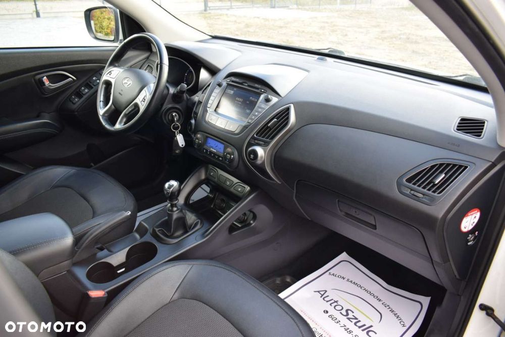 Hyundai ix35 - 24