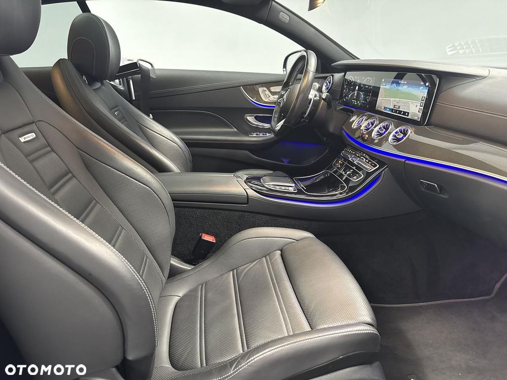 Mercedes-Benz Klasa E AMG 53 4-Matic+ 9G-TRONIC - 26