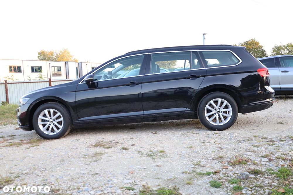 Volkswagen Passat - 9
