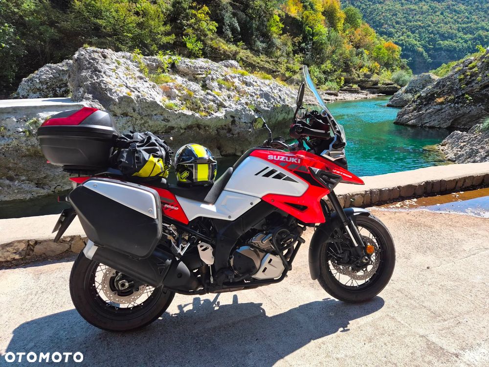 Suzuki V-STROM - 33