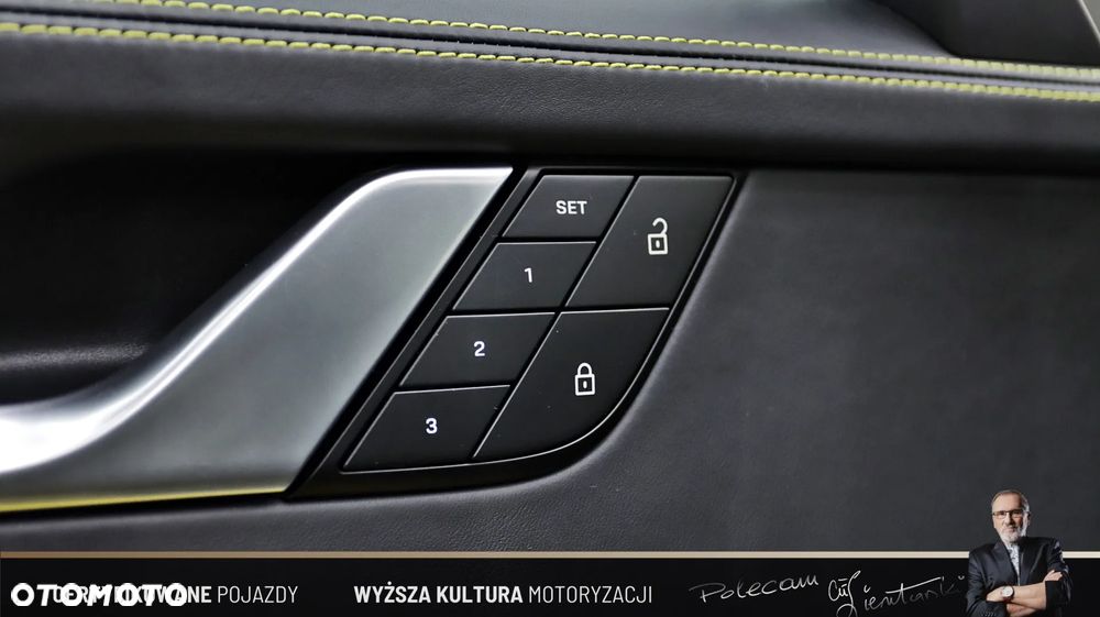 Porsche 911 Carrera S - 30