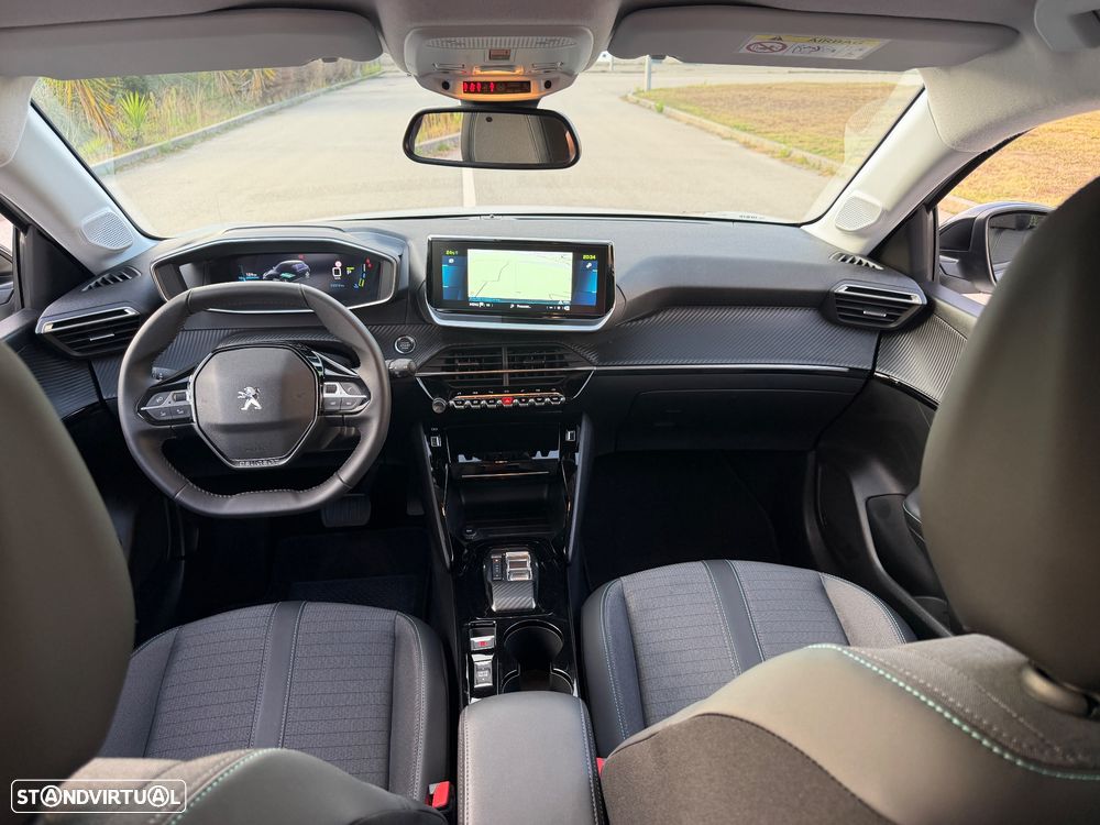 Peugeot e-208 Allure Pack - 7