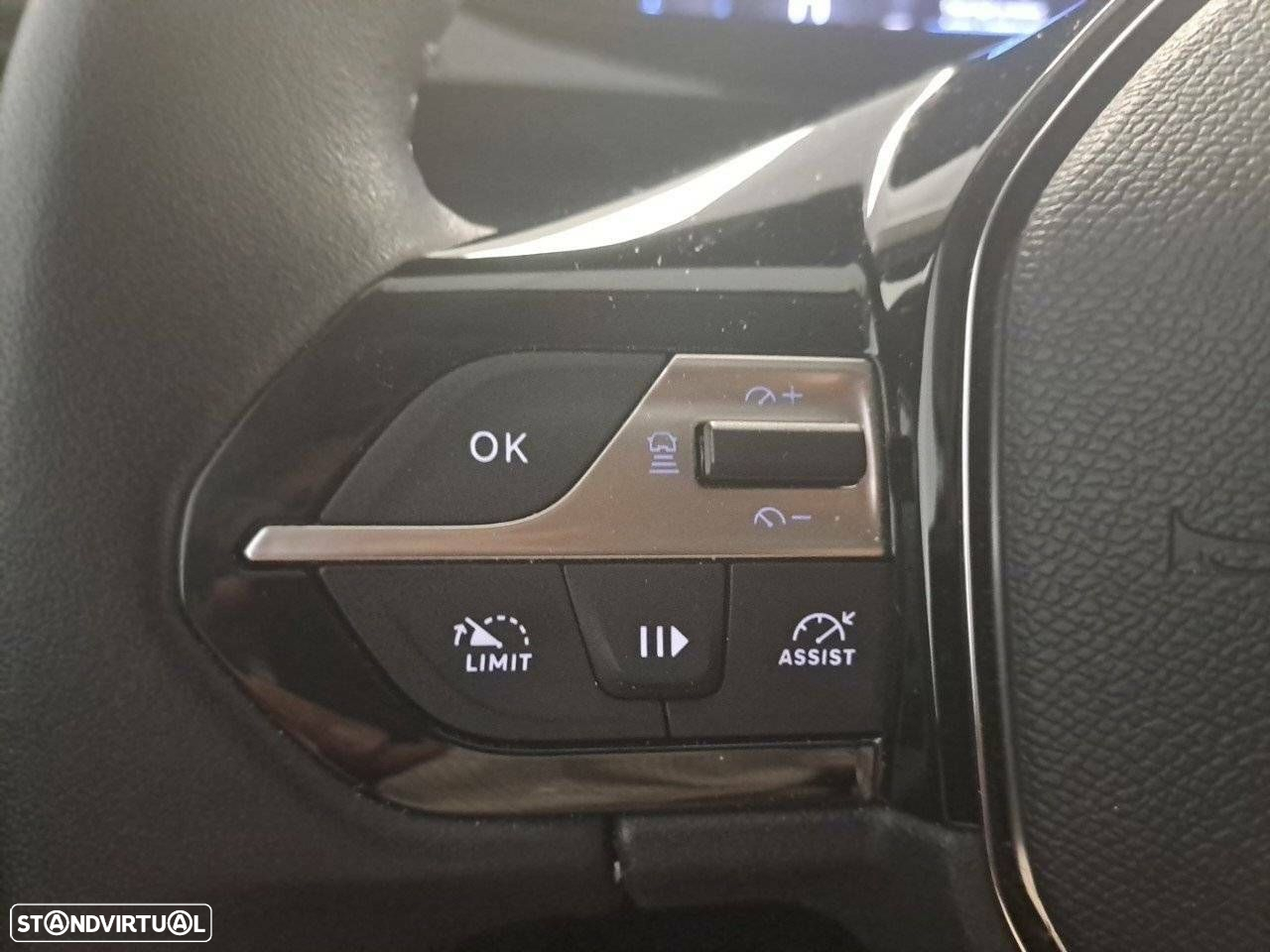 Peugeot 308 1.2 PureTech Allure Pack - 16