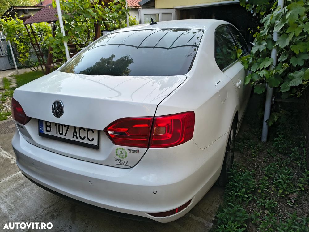 Volkswagen Jetta 1.4 TSI Highline - 10