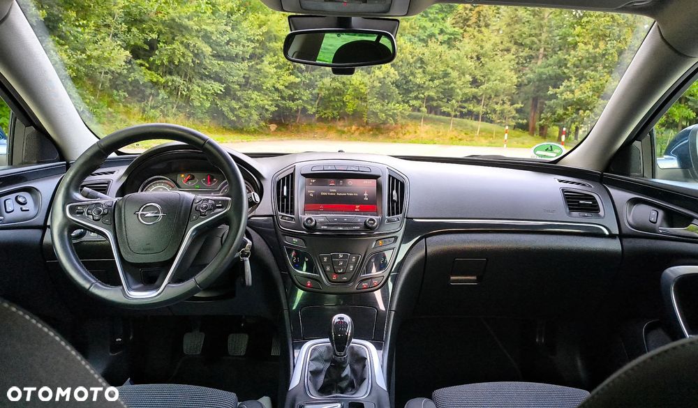 Opel Insignia - 15