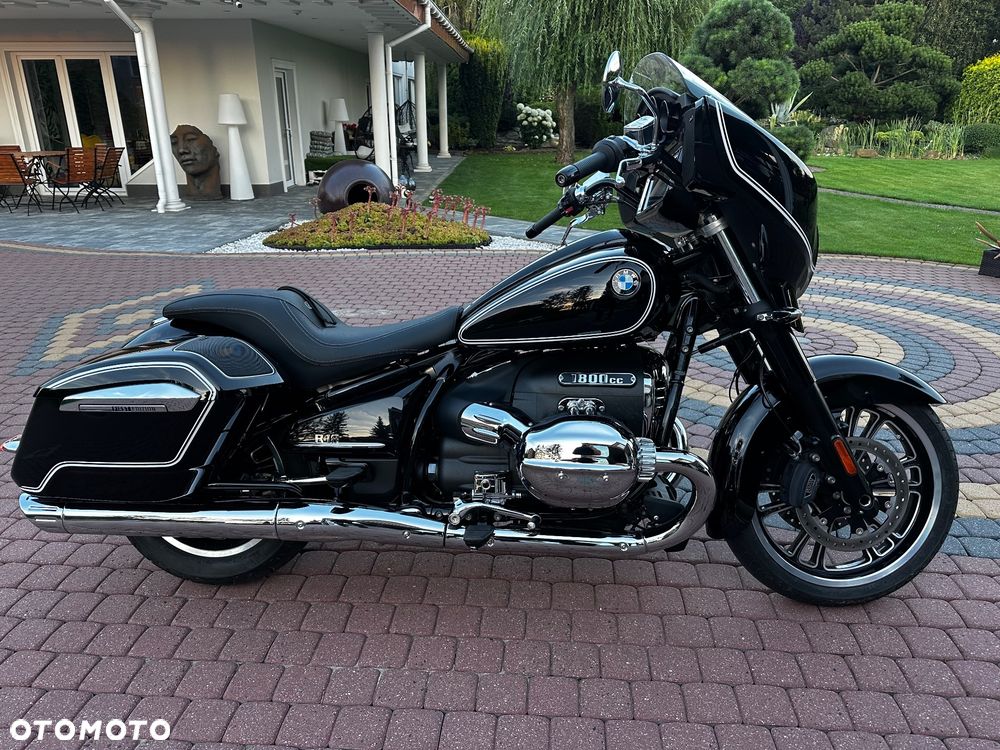 BMW R - 1