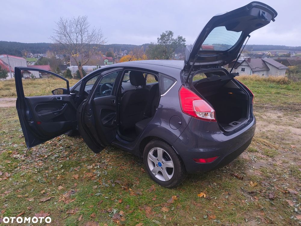 Ford Fiesta 1.25 Ambiente - 22
