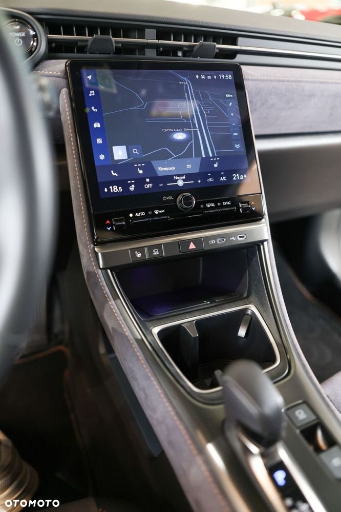 Lexus LBX 1.5 Hybrid Cool - 19