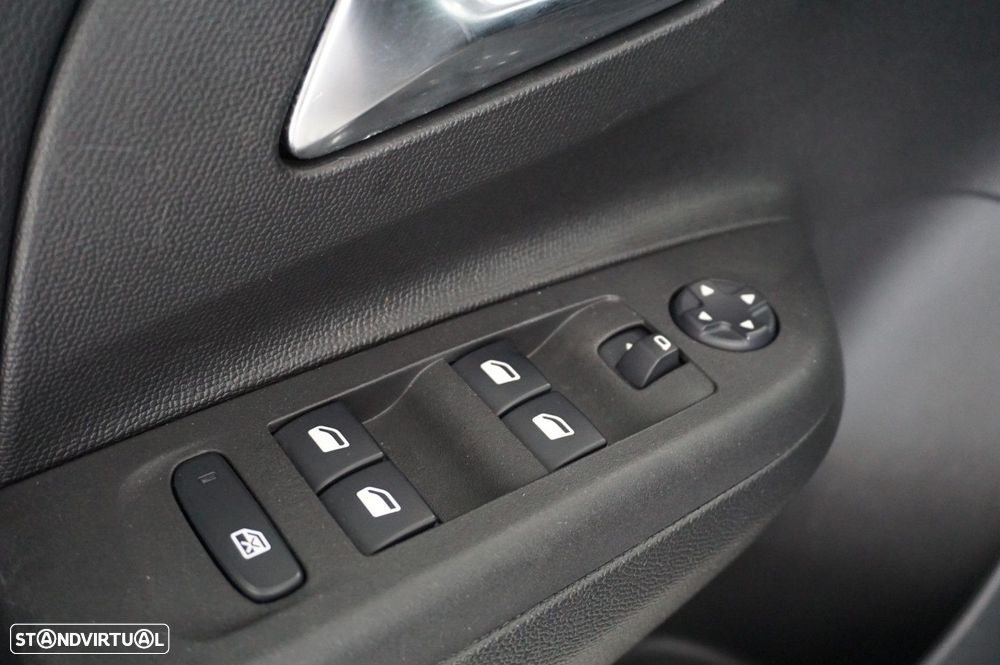 Opel Corsa 1.2 T Edition - 11