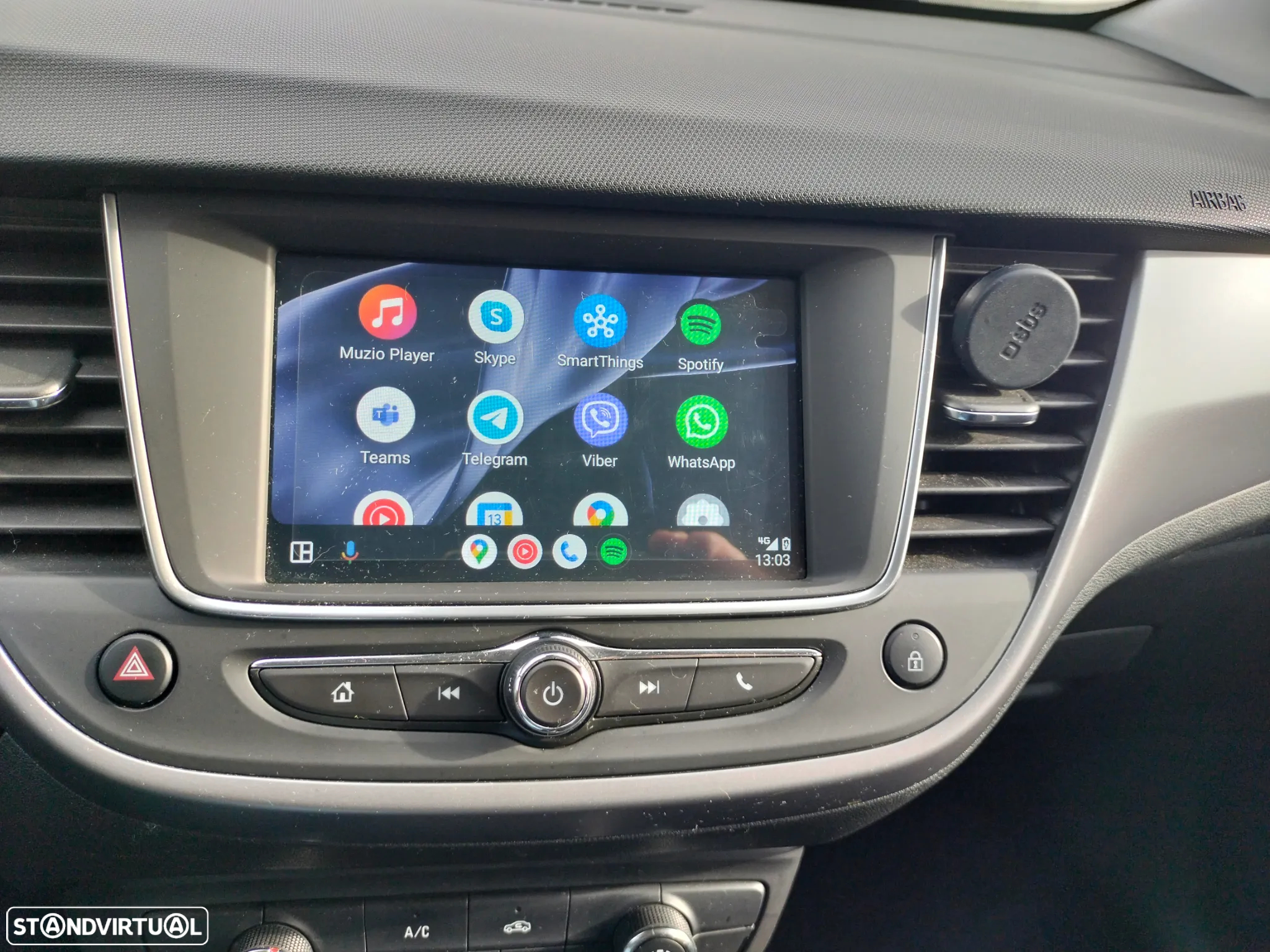 Opel Crossland X - 17