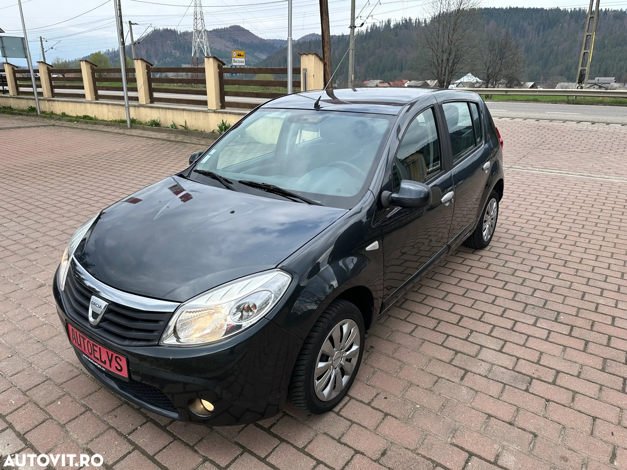 Dacia Sandero 1.5 DCI Laureate - 4