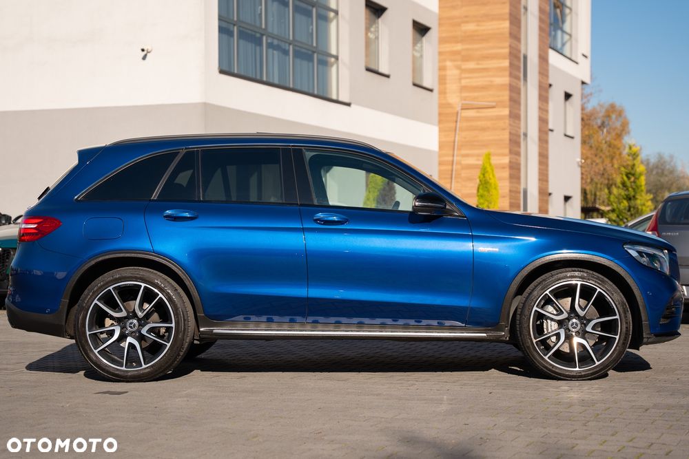 Mercedes-Benz GLC - 17