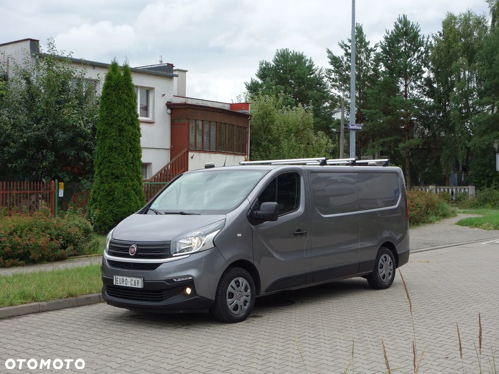 Renault TRAFIC - 1