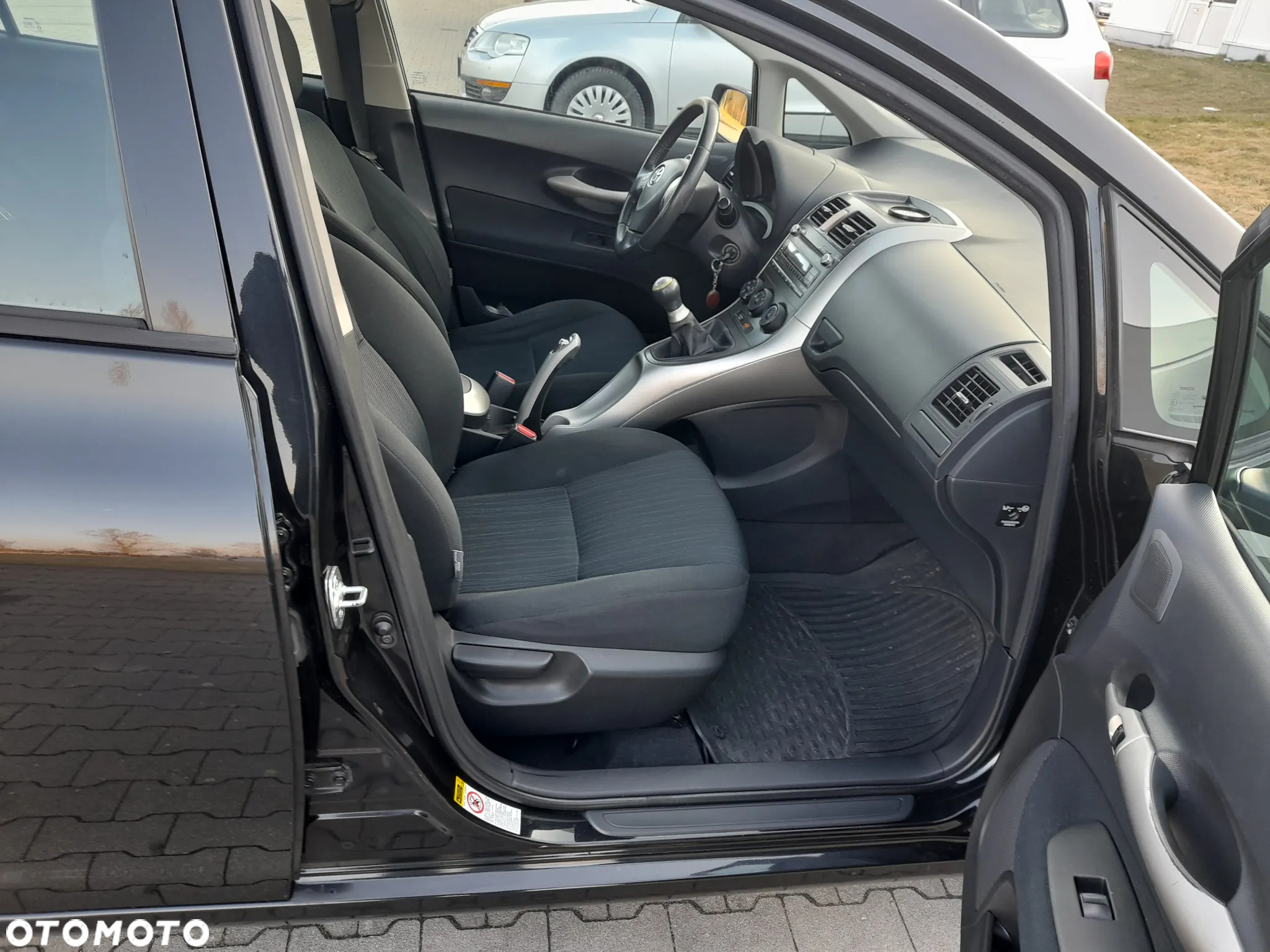 Toyota Auris 1.6 VVT-i Premium - 21
