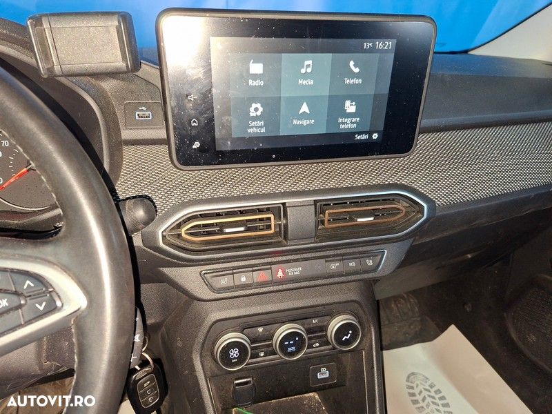 Dacia Sandero - 11