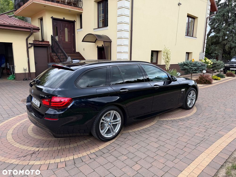 BMW Seria 5 520d xDrive M Sport Edition - 13