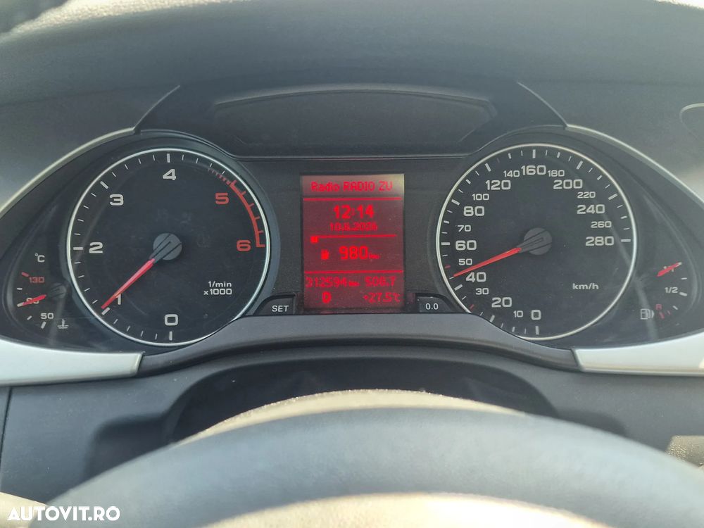 Audi A4 Avant - 9