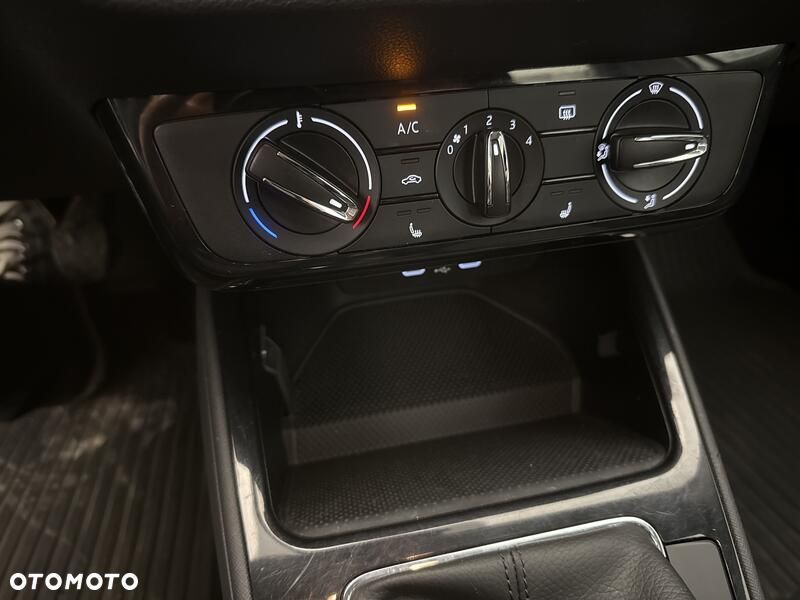 Skoda Fabia 1.0 Ambition - 15