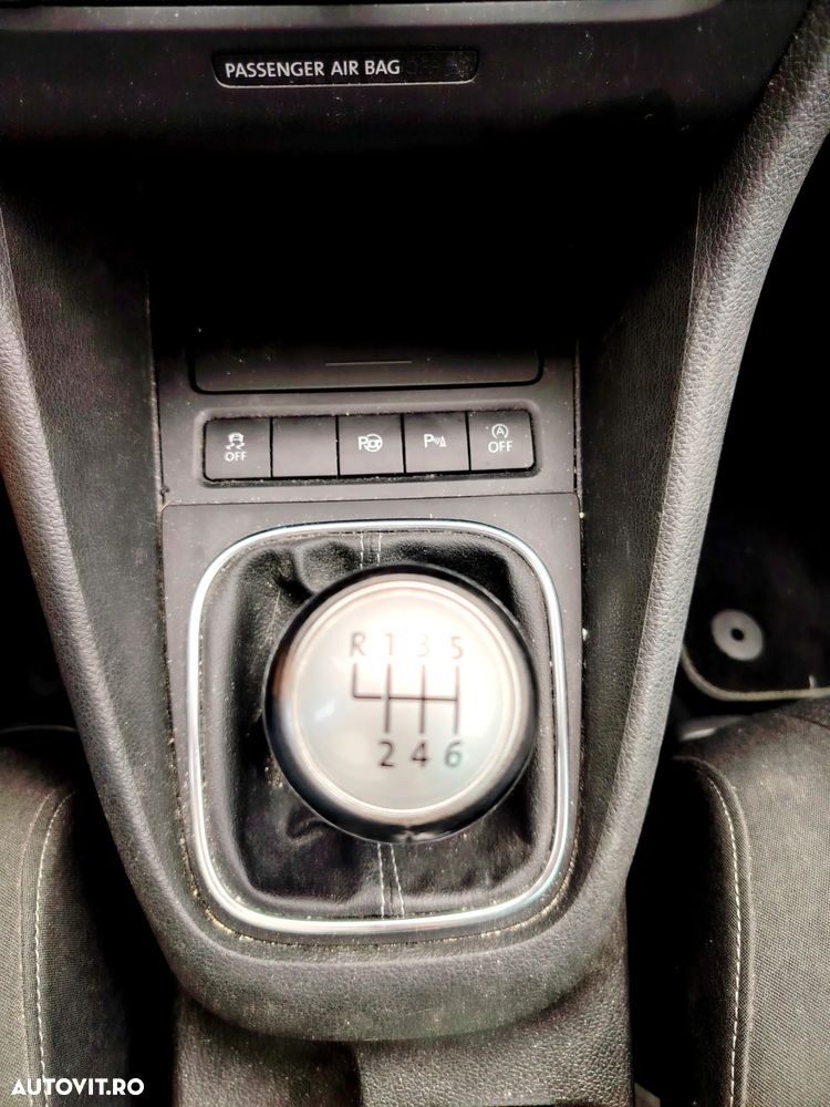 Volkswagen Golf - 13