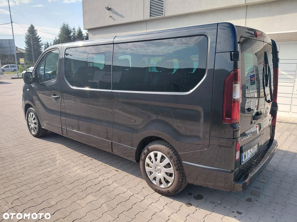 Opel Vivaro L2H1 2,9t Elegance Business - 23