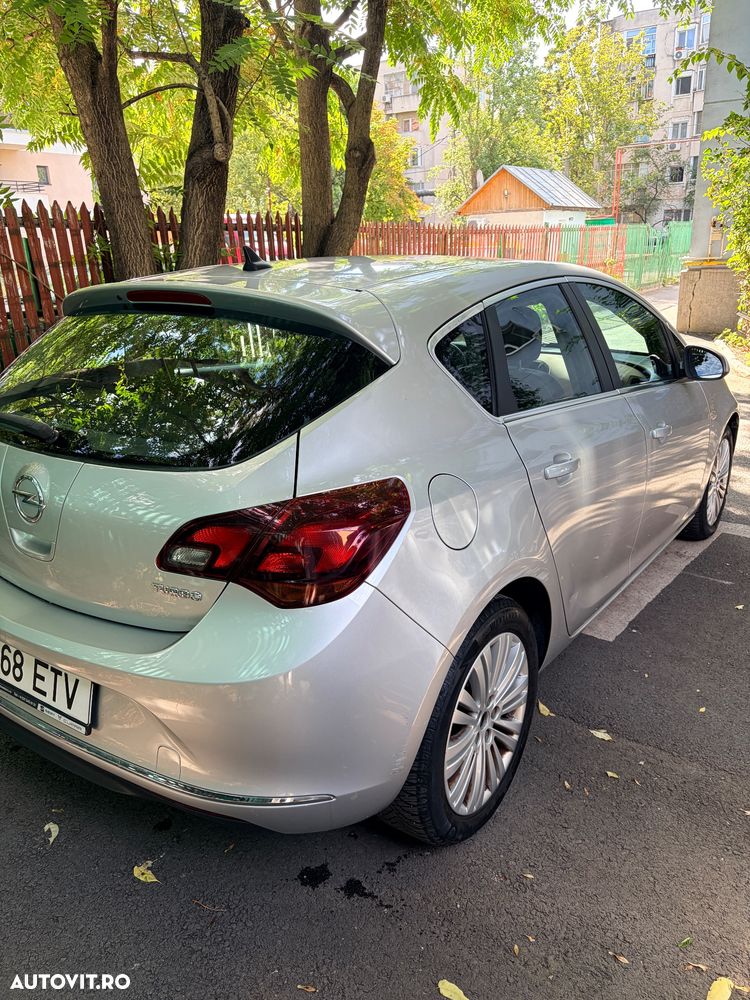 Opel Astra 1.4 Turbo ECOTEC Aut. Cosmo - 4