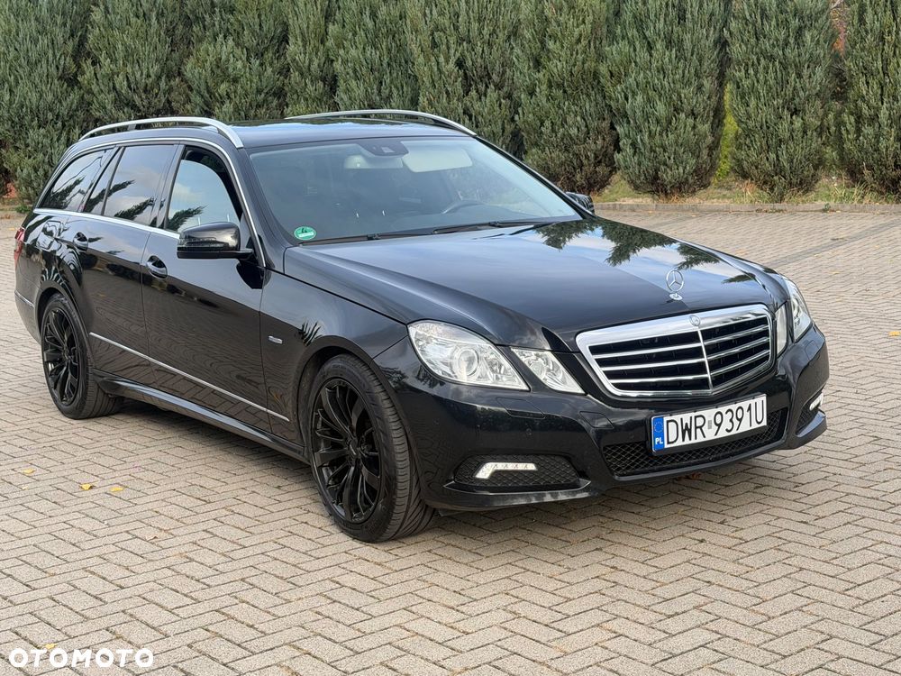 Mercedes-Benz Klasa E - 9