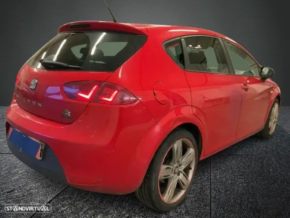 SEAT Leon 2.0 TDI DPF FR - 6