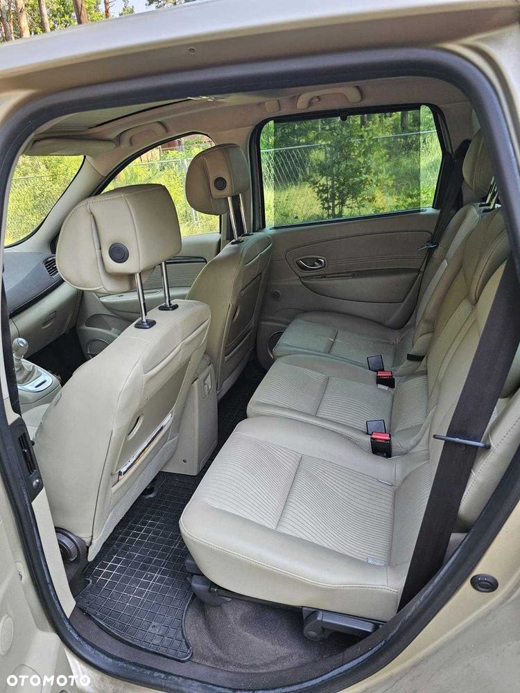 Renault Scenic - 2