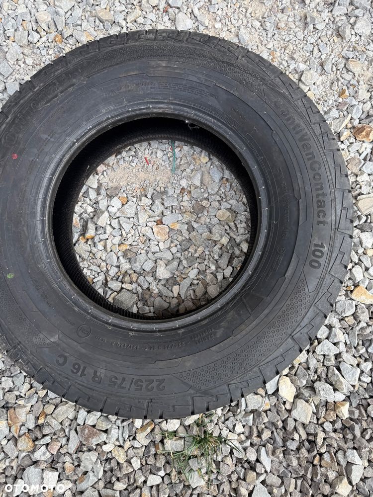 Opony letnie Continental Contivancontact 100 demo 225/75r16C - 2